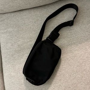 Like new* Lululemon Belt Bag